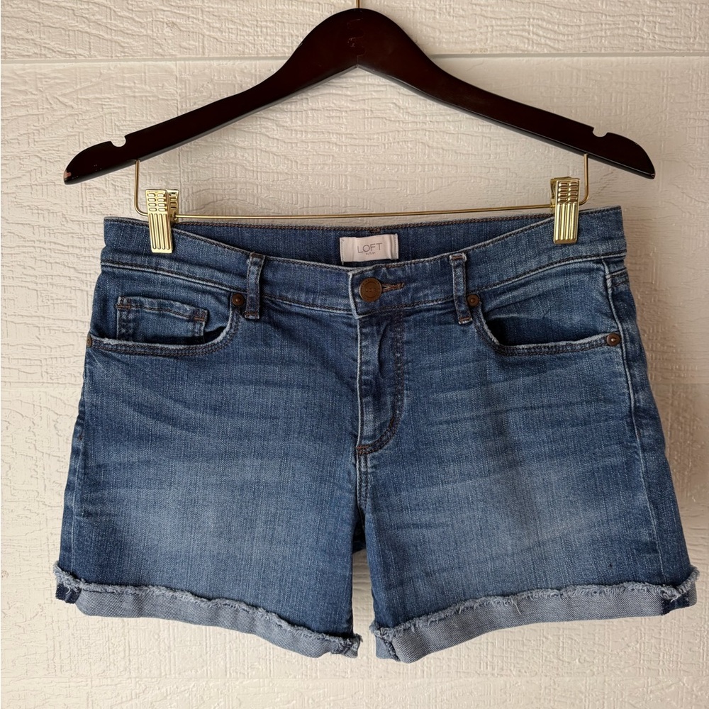 LOFT Denim Shorts Size 4 Medium Wash Cuffed Hem